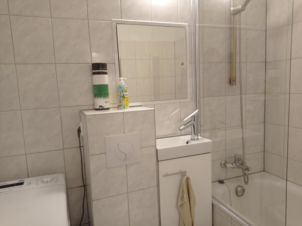 Ferienwohnung Fuer 1-3 Personen In Berlin, Naehe U Friedrichsfelde Εξωτερικό φωτογραφία